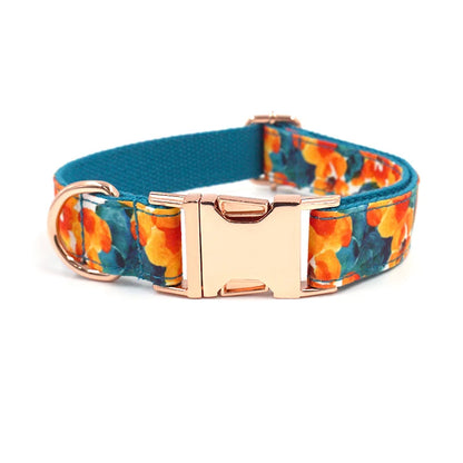 Tropische Blüte: Hundehalsband mit Hawaii-Blumenmuster