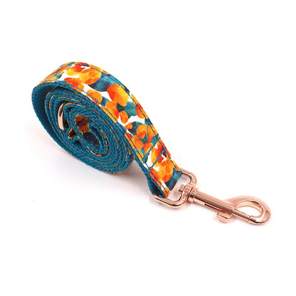 Tropische Blüte: Hundehalsband mit Hawaii-Blumenmuster