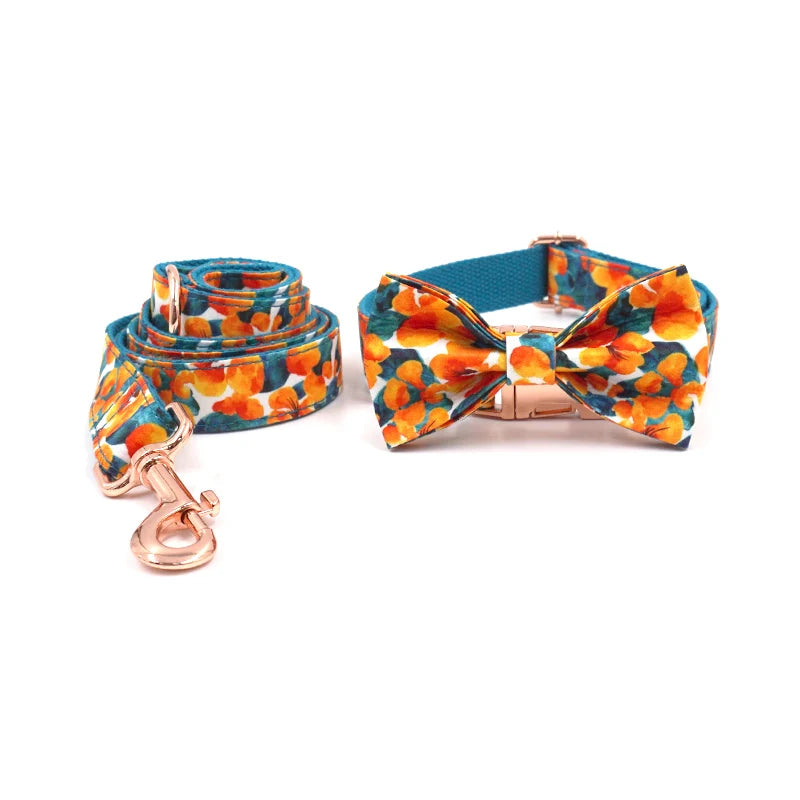 Tropische Blüte: Hundehalsband mit Hawaii-Blumenmuster