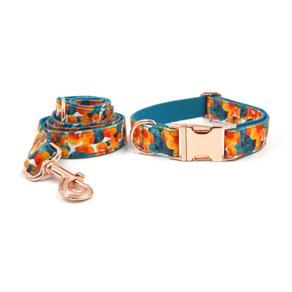 Tropische Blüte: Hundehalsband mit Hawaii-Blumenmuster